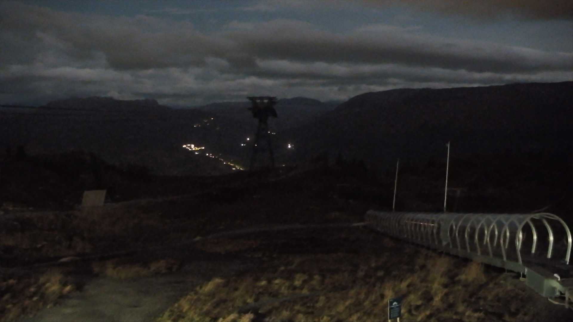 Voss Hanguren Panorama snow cam captured at 30 September 2026 at 5:16 am GMT+2