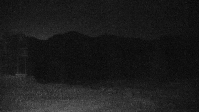 Winter Park Lunch Rock snow cam captured at 5 October 2026 at 9:57 pm GMT-6