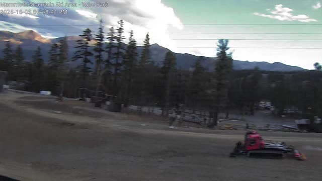 Mammoth Mountain Tube Park / Woolly's Adventure Summit snow cam captured at 5 October 2026 at 5:47 pm GMT-7