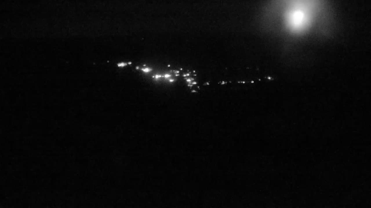 Killington North Ridge snow cam captured at 3 October 2026 at 11:57 pm GMT-4